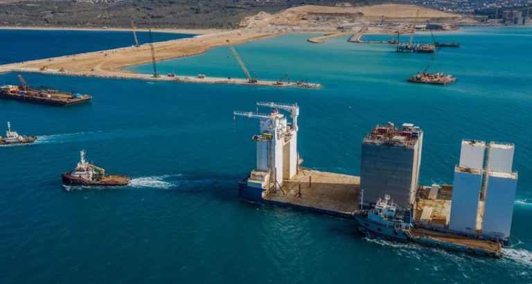 Mise en service d'une seconde ligne électrique pour renforcer l'approvisionnement énergétique du complexe "Nador Ouest Méditerranée"