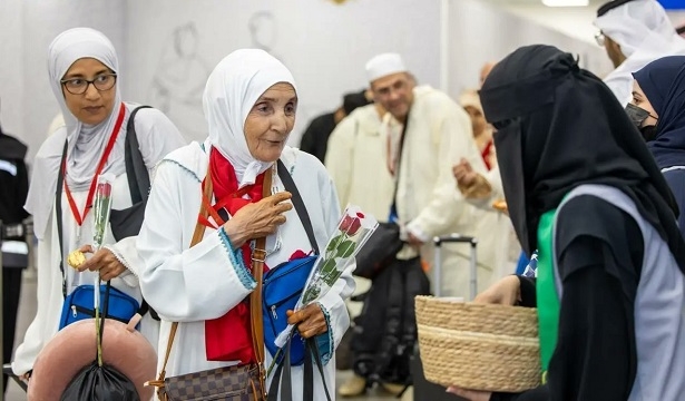 Saison du Hadj : Arrivée des premiers vols des bénéficiaires de l'initiative "Route de La Mecque" du Maroc
