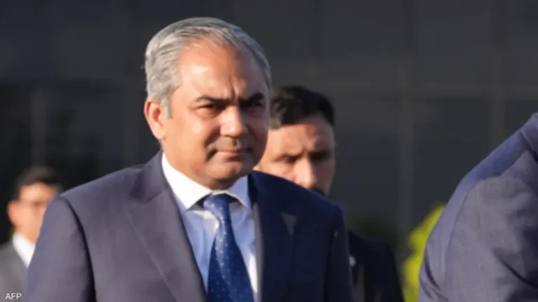 Le ministre de l'Intérieur pakistanais arrive en Iran pour des pourparlers avec Araghchi