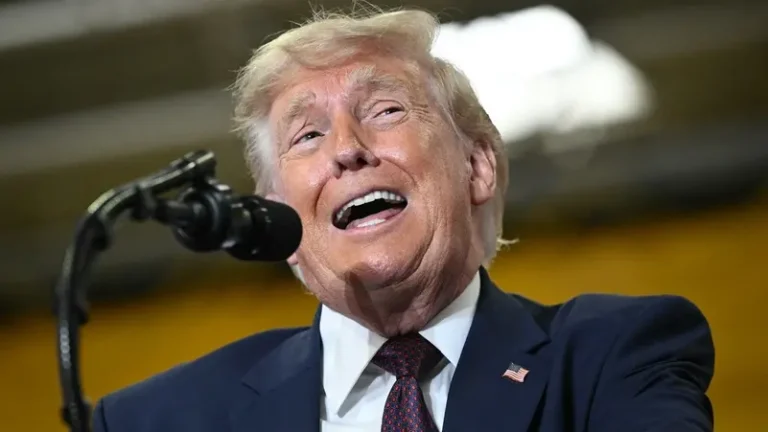 Trump : les fonds iraniens débloqués serviront uniquement à acheter des produits américains