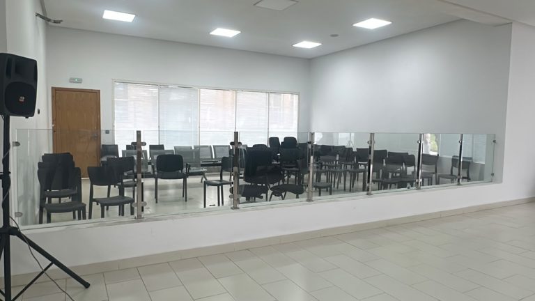 Casablanca : L'évacuation de la salle d'une session du district de Hay Hassani suscite la controverse