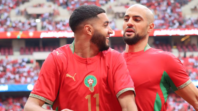 En raison du décalage horaire... Proposition pour retarder l'accès aux administrations après les matchs des Lions