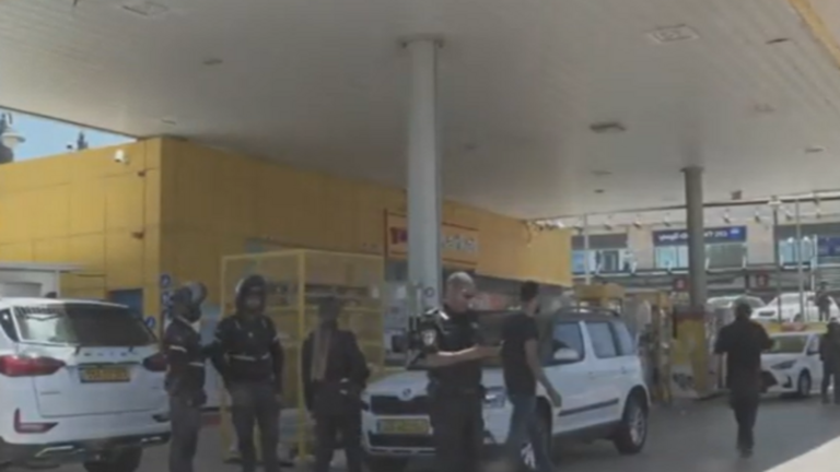 Un mort et 5 blessés dans une fusillade dans plusieurs localités du centre d'Israël