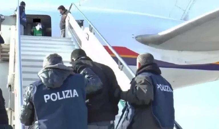 L'Union européenne resserre son étreinte sur l'immigration et accélère le renvoi des personnes refoulées pour des raisons de sécurité et juridiques