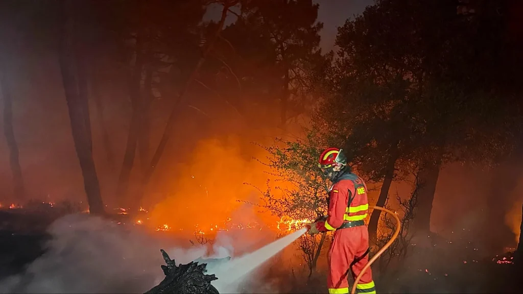 Incendie de forêt à Madrid : 13 000 hectares ravagés et des centaines d'évacuations