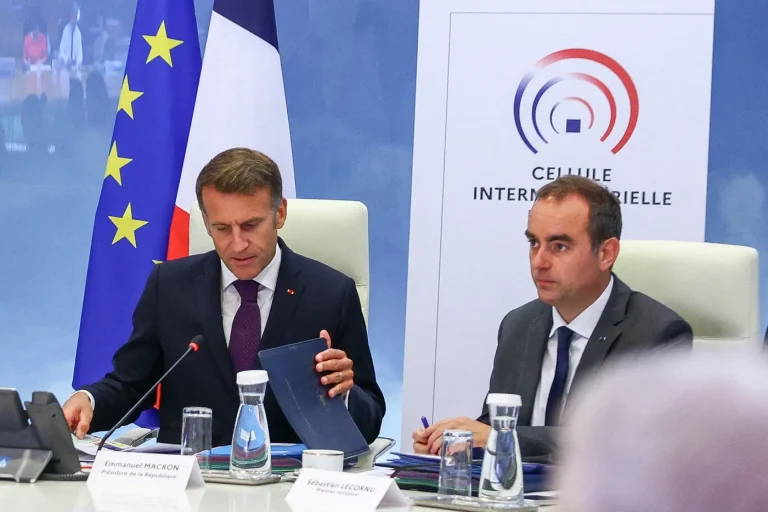 Macron depuis Bordeaux : les prochaines semaines seront difficiles face aux incendies