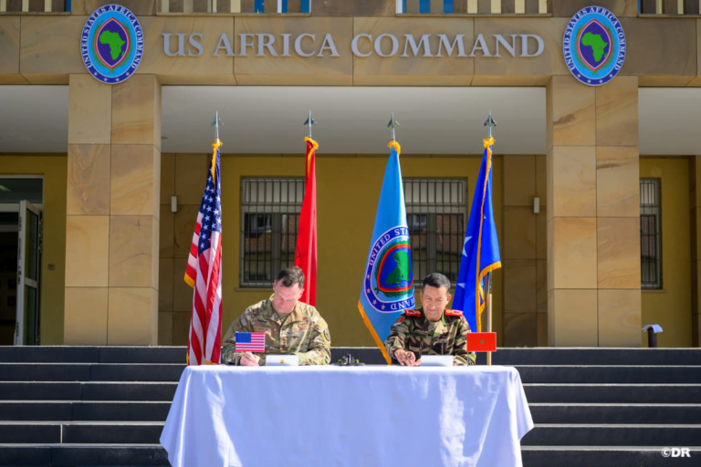 Le Maroc et l'Amérique signent un accord pour la création d'un centre militaire conjoint de formation et d'expérimentation dans le Royaume