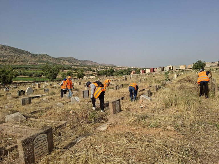 Le cimetière islamique de Beni Mellal soumis à une campagne de nettoyage et d'entretien