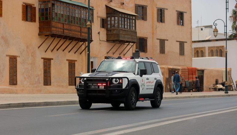 Officiellement… Lancement des voitures de patrouille intelligentes « Aman » et « Madar » dans la ville de Rabat