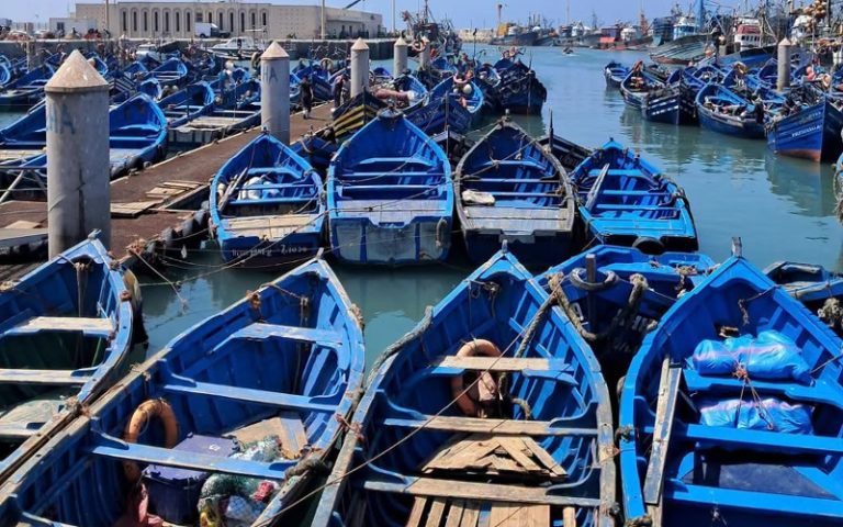 Collision de deux embarcations de pêche entraîne la mort d'un pêcheur dans le port d'Essaouira