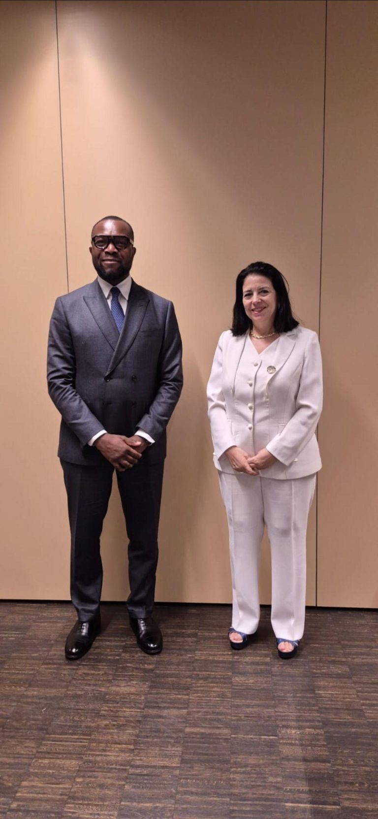 La ministre Amal El Fallah Seghrouchni s’entretient avec le ministre nigérian des Communications en marge du Dialogue mondial sur la gouvernance de l’IA