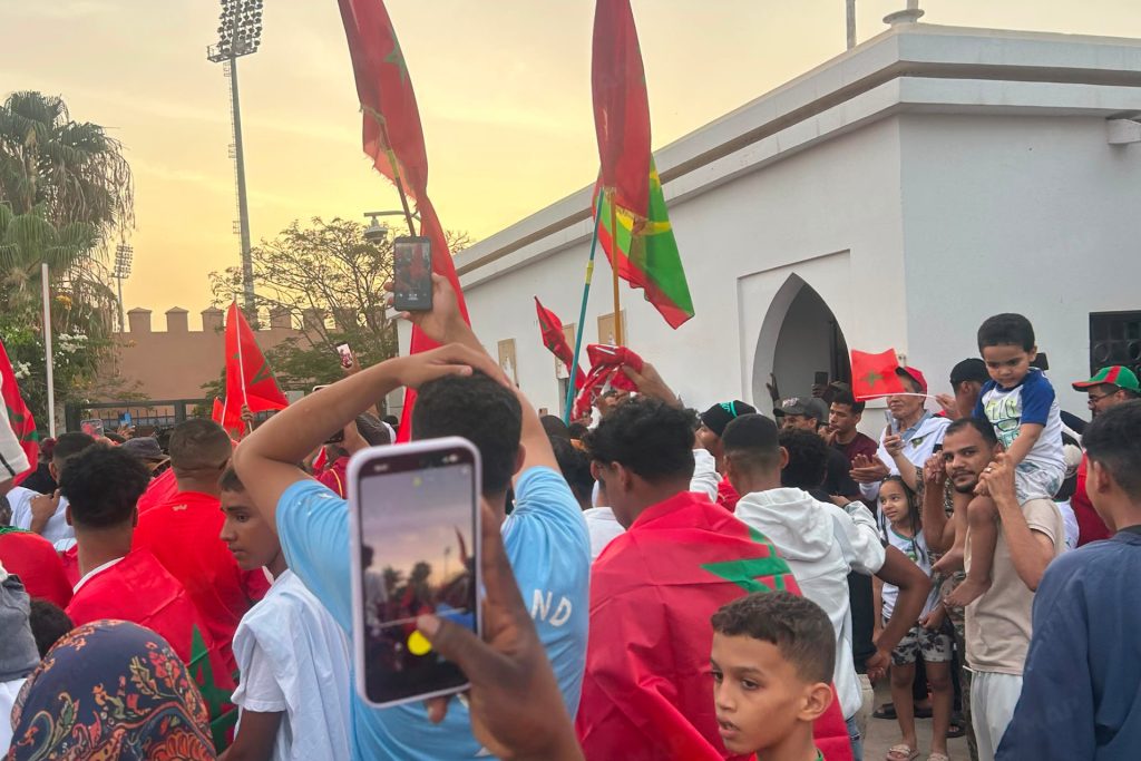 Marocains et Mauritaniens célèbrent à Nouakchott la qualification des Lions en quart de finale du Mondial