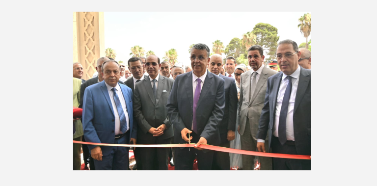Le ministre de la Justice inaugure le nouveau bâtiment du Tribunal de la Famille dans la ville de Sefrou.