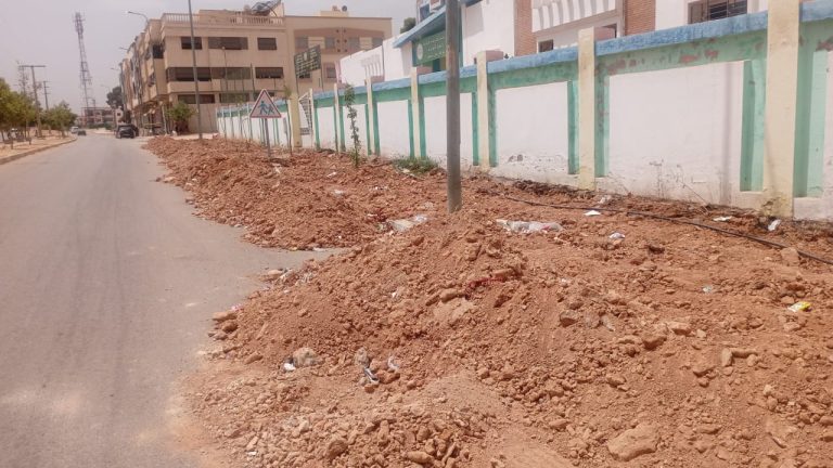 Fès.. Les travaux d'aménagement à Ain Chqaf soulèvent des questions et la crise de la propreté mobilise la population