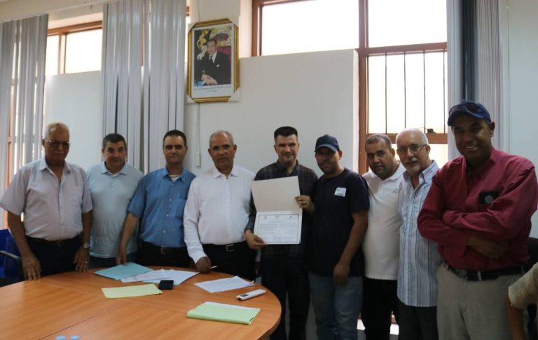 Taourirt.. Remise des certificats de validation de l'expérience professionnelle pour le développement du secteur de l'artisanat
