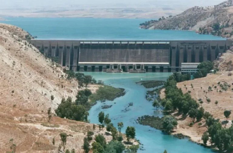 Travaux de rehaussement du barrage Mohammed V dépassent 76%