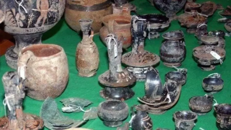 Égypte.. Saisie de 4 éléments criminels en possession de drogues, d'armes et d'antiquités