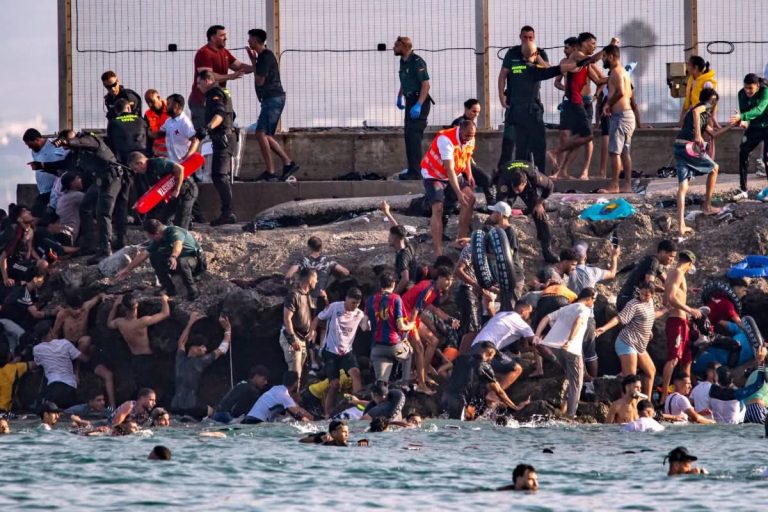 Le leader du Parti populaire : Madrid était au courant du danger d'un afflux massif de migrants