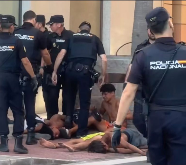 Une violente altercation entre des mineurs migrants sème le trouble à Melilla occupée