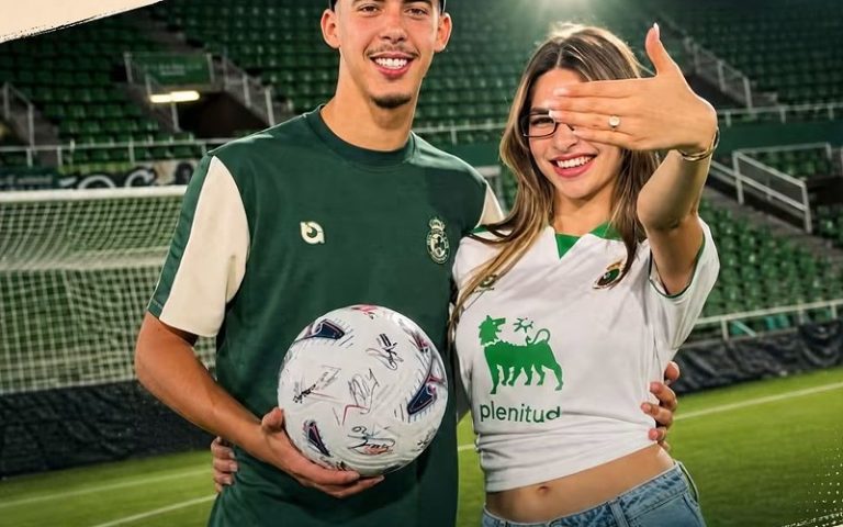 Farah Al-Khalifi célèbre à sa manière le « hat-trick » de son mari Yasser Zabiri