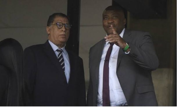 Fâcheux scandale en Afrique du Sud: le ministre des sports accuse la SAFA d'escroquerie autour de 13 Millions de rands destinés au VAR et porte l'affaire devant le TAS