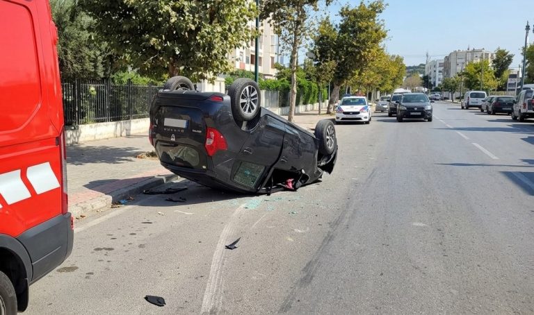 Tanger.. Blessures légères suite à une collision entre deux voitures et le renversement de l'une d'elles