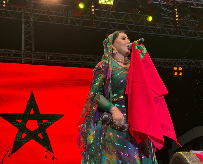 Al Hoceima.. Saida Charaf bat tous les records d'affluence au Festival des Plages