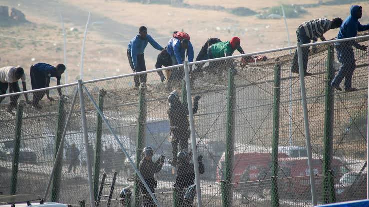 48 mineurs et 90 employés.. Melilla occupée injecte 10,6 millions d'euros dans un centre pour mineurs