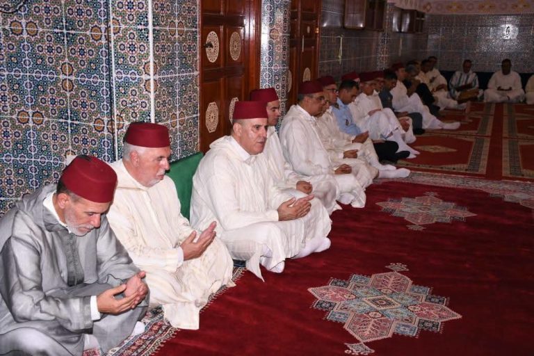 Le gouverneur de Sidi Slimane préside une cérémonie religieuse en commémoration de la naissance du Prophète