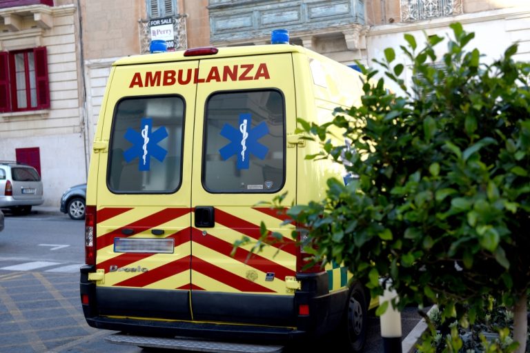 Un travailleur agricole marocain décède et 8 autres blessés dans un accident de la route en Italie