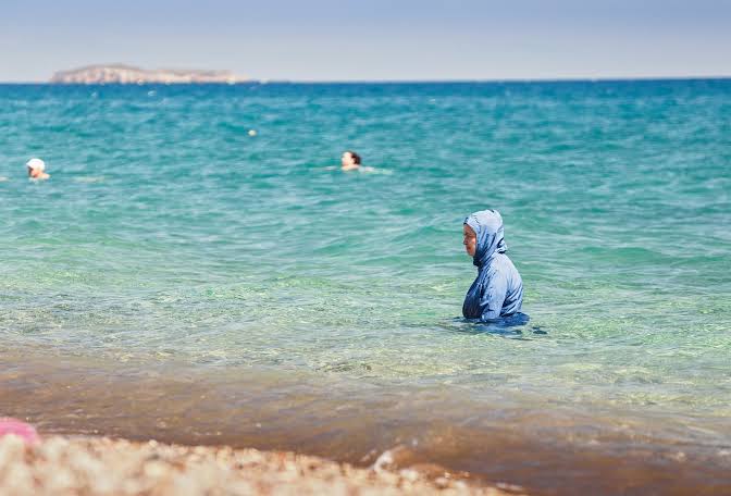 Une juridiction française annule l'interdiction du burkini sur une plage