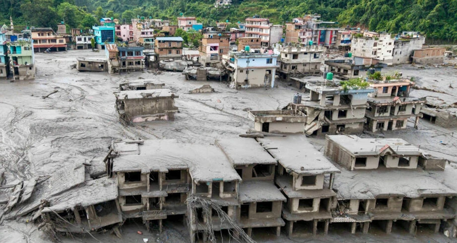 Népal : le bilan des inondations s'élève à 616 morts et plus de 2300 blessés