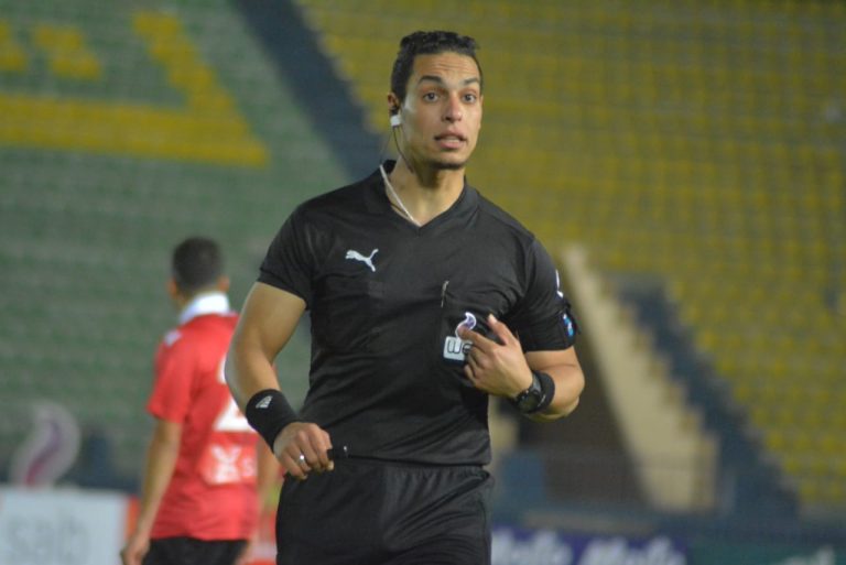 Le nom de l'arbitre du match Maroc-Tunisie lors des qualifications de la CAN des jeunes suscite la moquerie