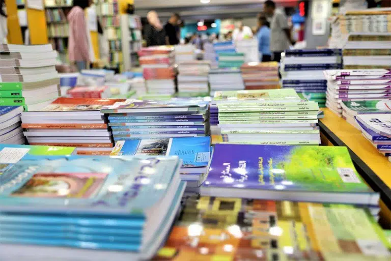Laayoune.. une association de protection des consommateurs demande la lutte contre la vente conditionnelle de manuels scolaires