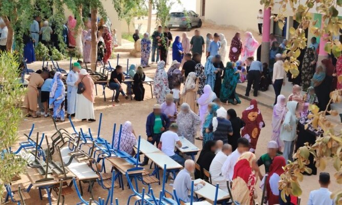 Rapport sur le déroulement des élections de 2026 à Laâyoune et analyse des programmes des partis concernant le développement territorial