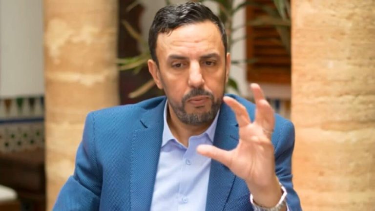 Le contrat le plus court de l'histoire des clubs Marocains entre le Wydad et Essnaibi, en raison de ses positions politiques sur la question palestino - israélienne.
