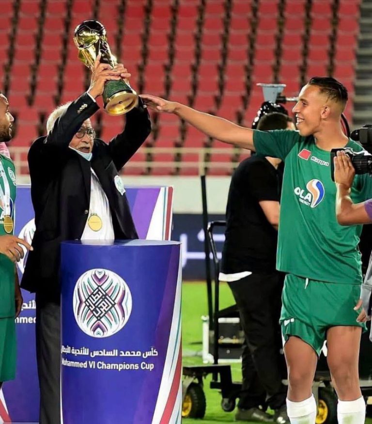 Le club d'Al-Ain pleure le père de Soufiane Rahimi et présente ses condoléances à sa famille