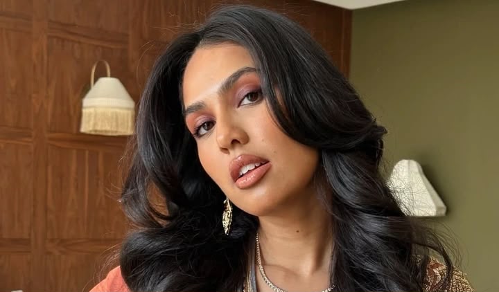 Manal Benchlikha critique les chansons d'intelligence artificielle : « Elles n'ont aucune âme »