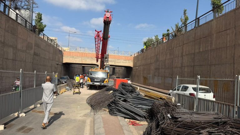 Marrakech.. 4 ouvriers blessés après leur chute du haut du pont Tarqa