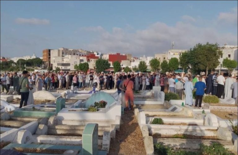 Tanger dit adieu à une mère et sa fille de Al Hoceïma après la tragédie du port d'Algésiras