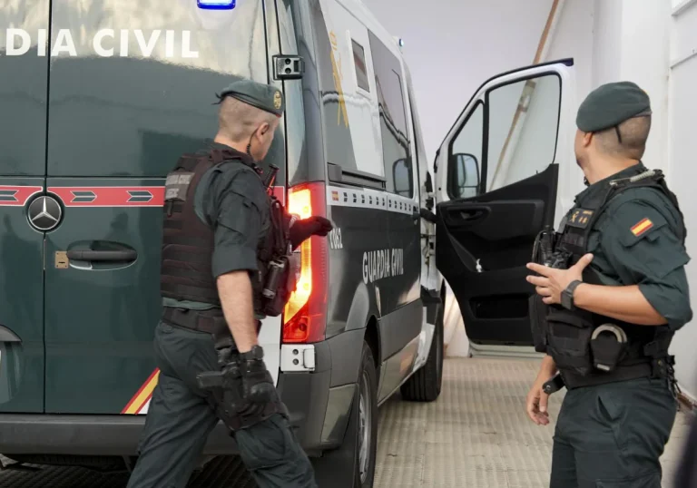 Ceuta occupée : Arrestation d'une personne entrée lors du passage de masse et interdite de territoire espagnol