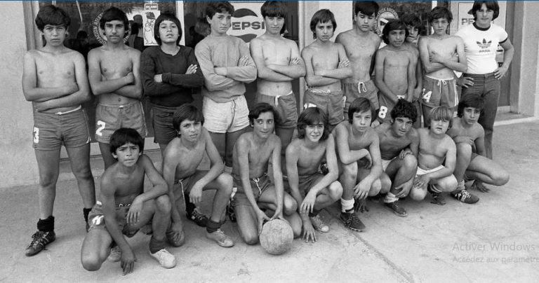 le 20 octobre 1976, Diego Maradona disputait son premier match professionnel avec Argentinos Juniors! Maradona, le gamin qui se relevait toujours