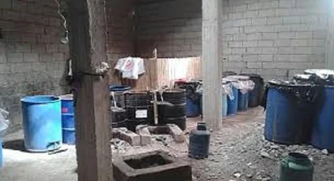 Oulad Teïma.. Saisie d'une tonne de «Mahia» dans une usine clandestine à Kfiſſat