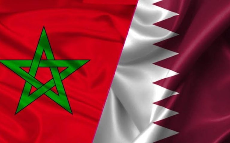 En appel téléphonique.. Le Premier ministre qatari discute avec El Mansouri des perspectives de coopération entre les deux pays