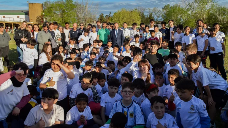 Le Real étend son école socio-sportive jusqu'en Argentine: Butragueño chez Alfredo Di Stéfano