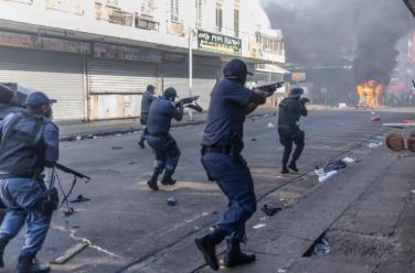 Le chaos continue en Afrique du Sud: Nouveaux affrontements meurtriers contre des ressortissants étrangers