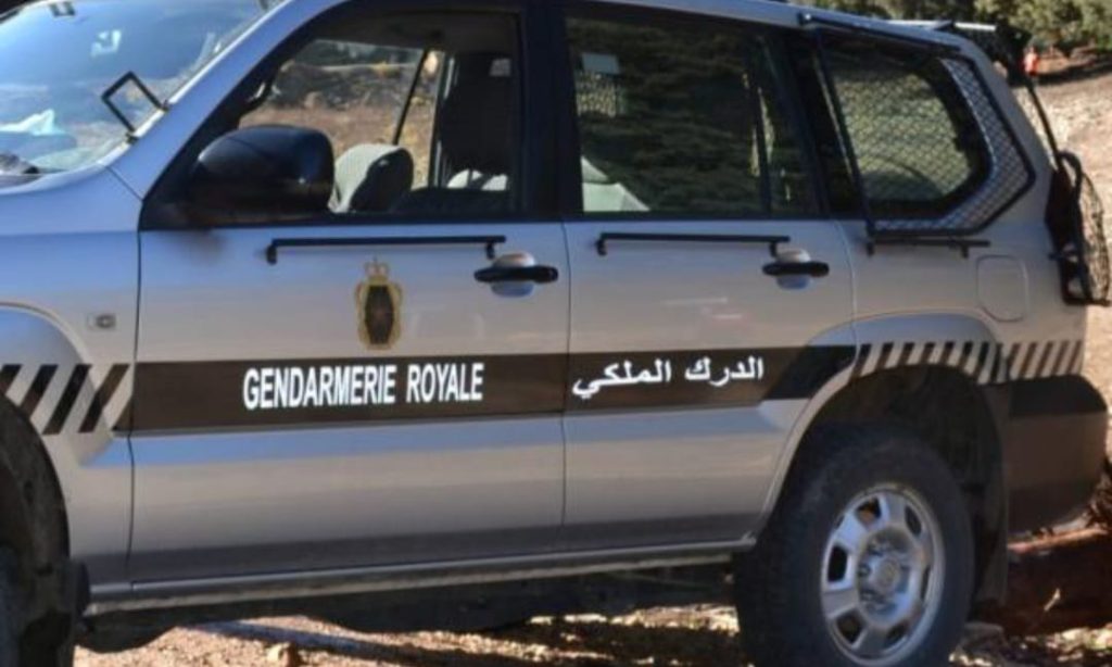 Tentative de fuite.. La gendarmerie arrête un suspect et saisit une arme et des munitions à Tétouan