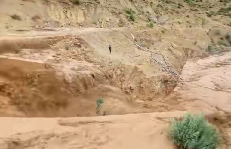 L'Adarj dans la province de Sefrou... des crues puissantes font monter le niveau de l'oued Slimlou