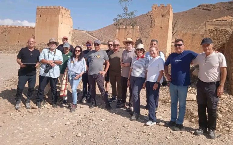 Nador : des visiteurs espagnols explorent la mémoire coloniale à Hassi Berkane