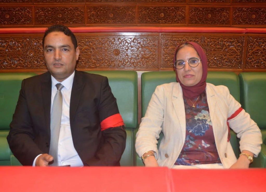 Occupation à la Chambre des conseillers : Khelin Kerch et Fatima Zaghi protestent contre ce qu'ils qualifient de restriction de leurs missions de contrôle